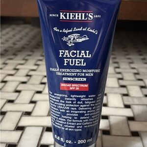 Kiehl's Facial Fuel Daily Energizing Moisture Treatment SPF 20